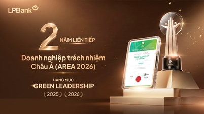 LPBank is voor het tweede jaar op rij onderscheiden met de Green Leadership Award en behoort tot de top 10 groene ESG-banken in Vietnam.