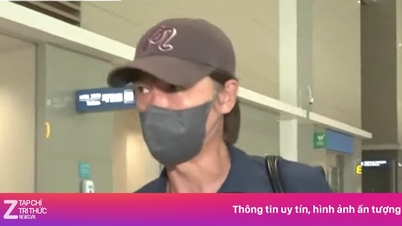 Pelatih Hong Myung-bo meninggalkan Korea Selatan di tengah gelombang kritik.