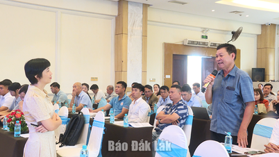 អ្នកចូលរួមជាង ១០០ នាក់បានទទួលការបណ្តុះបណ្តាលអំពីការគ្រប់គ្រងទីផ្សារ។