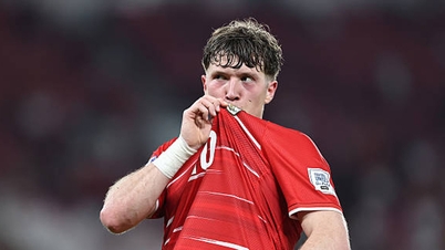Ole Romeny has left Oxford United to join Fortuna Sittard in the Dutch Eredivision.