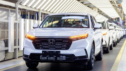 Honda CR-V превзошла «короля продаж» Toyota.