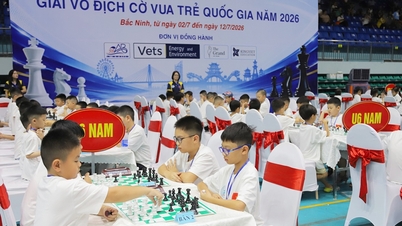 Hampir 1.300 pemain catur berkompetisi di Kejuaraan Catur Pemuda Nasional di Bac Ninh.