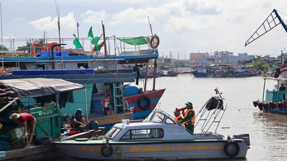 Tusenvis av turister i Quang Ninh og Hai Phong har søkt trygt ly.