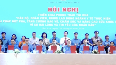 ការចាប់ផ្តើមយុទ្ធនាការមួយដើម្បីអនុវត្តសេចក្តីសម្រេចលេខ 72-NQ/TW សម្រាប់ការពេញចិត្ត និងការជឿទុកចិត្តពីប្រជាជន។