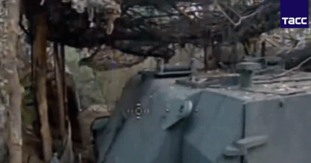 Gambar-gambar tersebut menunjukkan serangkaian peralatan militer Ukraina di front Zaporizhzhia yang dihancurkan oleh kendaraan lapis baja Rusia (FPV).