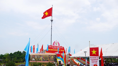 A wish for peace along the Ben Hai River.