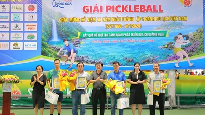 Vietnam Turizm Endüstrisinin Kuruluşunun 66. Yıldönümünü Kutlamak İçin Düzenlenen Pickleball Turnuvasının Açılış Töreni
