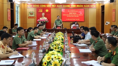 Die Provinzpolizei hielt eine Pressekonferenz ab, um über die Lage und die Ergebnisse ihrer Arbeit in den ersten sechs Monaten des Jahres 2016 zu berichten – Cao Bang Online-Zeitung.