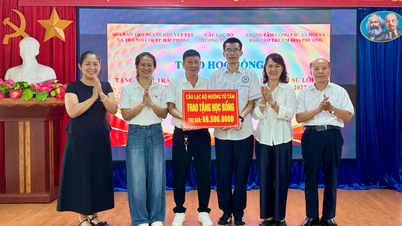 Tiếp sức đồng thủ khoa chuyên Sử vượt nghịch cảnh