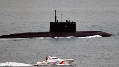 Rus denizaltısında alışılmadık bir 'aksesuar' keşfetti.