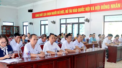 Phường Âu Lâu và Trung Tâm khẩn trương ổn định tổ chức chi bộ sau sắp xếp, bảo đảm sự lãnh đạo liên tục ở cơ sở