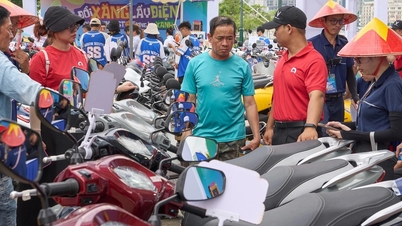 VinFast 'memberikan' pulangan wang tunai kepada pelanggan sedia ada yang membeli motosikal elektrik baharu.