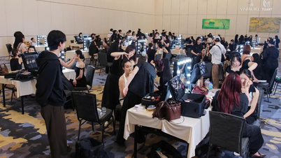 Thousands of guests flocked to The Vietnam Grand WeddX 2026, overwhelmed by the largest "wedding party" in Vietnam.