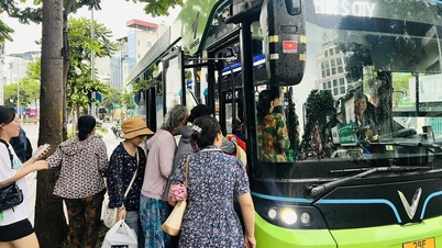 Cestující si stále musí kupovat jízdenky na autobus v rámci okruhu 1: Co říká správcovská agentura?