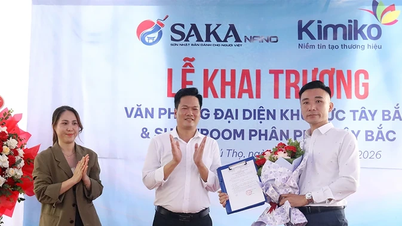 Pembukaan pejabat perwakilan dan bilik pameran Kimiko Paint di wad Hoa Binh.