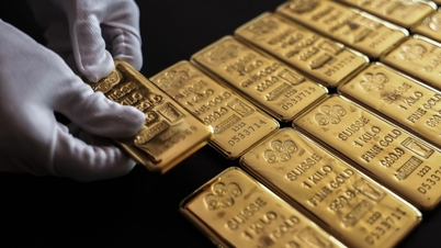 OCBC senkt unerwartet seine Goldpreisprognose, was zu unvorhersehbaren Marktumschwüngen führt.