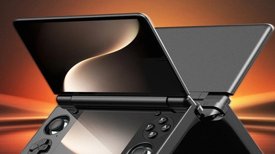 Retroid is set to launch a dual-screen gaming console to compete with AYN Thor in 2026.