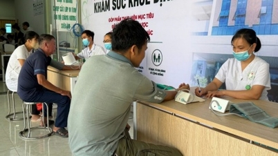 Hanoi sedang mengubah tabiat "hanya pergi berjumpa doktor apabila sakit" dan secara proaktif melindungi kesihatan sejak usia muda.