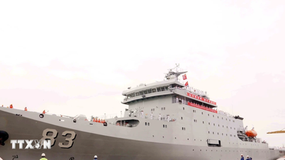 Pasukan petugas tentera laut China melawat Bandar Raya Ho Chi Minh.