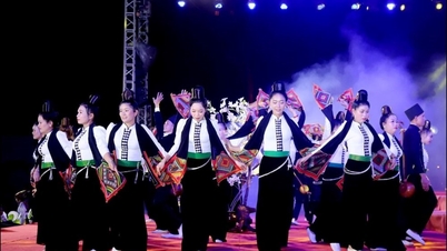 การพัฒนาวัฒนธรรมและผู้คนของจังหวัดซอนลาอย่างรอบด้าน โดยยึดมั่นในเอกลักษณ์ประจำชาติที่แข็งแกร่ง