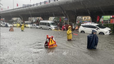 Hanoi melaksanakan langkah-langkah tindak balas terhadap hujan lebat dan banjir yang disebabkan oleh sisa-sisa Taufan No. 1.