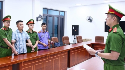 Policja w Tuyen Quang zatrzymała nauczyciela w związku ze skandalem „doskonałej oceny z matematyki”.
