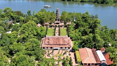 Ontdek de beroemdste tempel van Hue, een tempel van 425 jaar oud die twee nationale schatten herbergt.