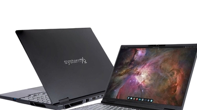System76 Adder Pro: Herní notebook s Linuxem, čipy Panther Lake a lesklým OLED displejem.