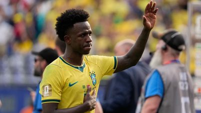 Brazil làm nên cơn hạn hán danh hiệu dài nhất lịch sử: Khi chiếc áo vàng nhạt phai