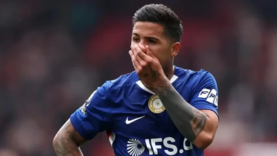 Arsenal zrezygnował z starań o pozyskanie Enzo Fernandeza po tym, jak Chelsea zażądała 120 milionów funtów.