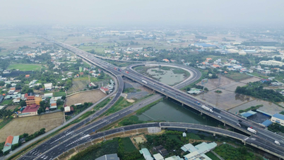 Kemampuan yang mengesankan dari kelompok kontraktor yang membangun persimpangan utama antara Jalan Raya Nasional 50 dan Jalan Tol Ben Luc - Long Thanh.