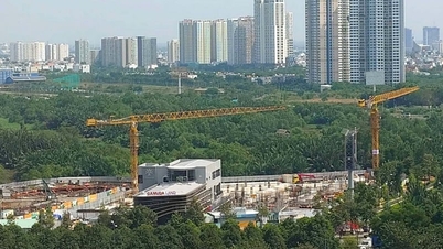 Imobiliarele nu mai sunt „forța motrice”, dar economia orașului Ho Chi Minh continuă să accelereze cu un nou impuls.