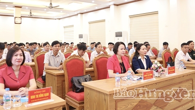 Pelatihan dan pengembangan pengetahuan serta keterampilan bagi para pejabat Front Tanah Air di tingkat komune pada tahun 2026.