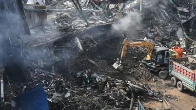 Pakistan: 11-årig dreng mistænkt for at have leget med en tændstik og forårsaget en brand i et indkøbscenter, der dræbte 72 mennesker.