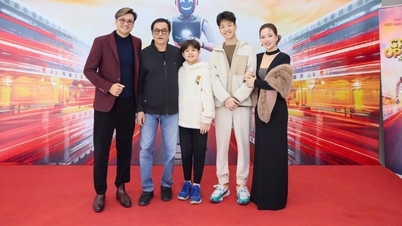 Bekas pengacara VTV buat kali pertama bercakap tentang bapa mertuanya, seorang Artis Rakyat, mendedahkan tradisi keluarga yang telah membuatnya sangat dikagumi.
