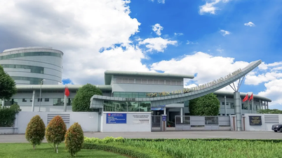 Două unități au fuzionat în Academia de Cadre din orașul Ho Chi Minh.
