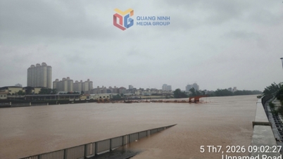 ມົງກາຍ 1: ການປະຕິບັດມາດຕະການເພື່ອຕອບສະໜອງຕໍ່ຝົນຕົກໜັກ ແລະ ນໍ້າຖ້ວມຢູ່ແມ່ນໍ້າ.
