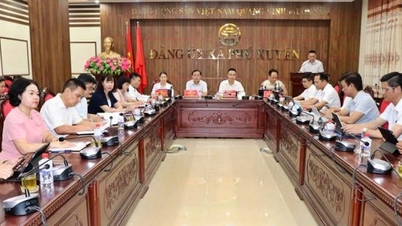 Phu Xuyen setelah satu tahun mereformasi model pemerintahannya: Beralih ke arah melayani rakyat.