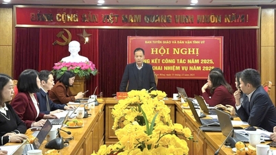 Vững vàng trên mặt trận tư tưởng của Đảng