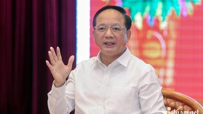 Báo chí nếu 'không tinh, không sắc, không nhanh' thì không kịp với thực tiễn