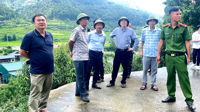 Kiểm tra, thống nhất phương án khẩn cấp khắc phục sạt lở tại thôn Nước Nóng