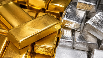 Le prix de l'or dépasse les 4 420 dollars.