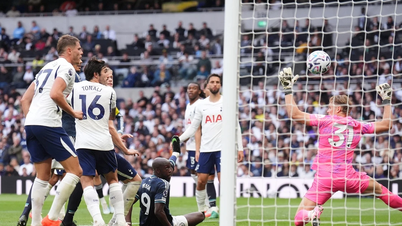 Tottenham a pierdut acasă în fața lui Newcastle, lăsându-i cu mâinile goale după două meciuri.