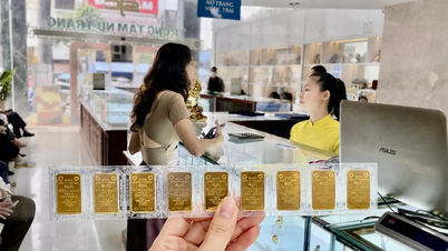 ราคาทองคำในประเทศพลิกกลับและพุ่งสูงขึ้นอย่างมากในเช้าวันที่ 18 กันยายน