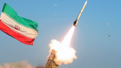 The US and Iran unexpectedly attacked each other, marking a new escalation.