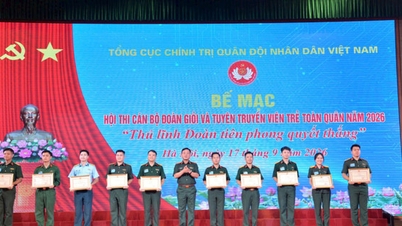 Affirming the courage and intelligence of the Youth Union officers throughout the entire army.