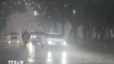 Mulai tanggal 19 hingga 27 September, banyak daerah akan mengalami hujan lebat dan badai petir yang kuat, disertai peringatan banjir bandang dan tanah longsor.