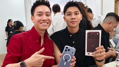 The iPhone 18 Pro and iPhone 18 Pro Max are available to Vietnamese consumers in limited quantities.