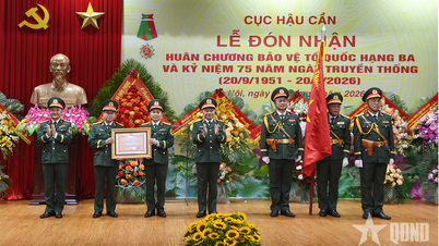 Generalul Le Quang Minh a participat la ceremonia de primire a Ordinului Apărării Naționale clasa a III-a pentru Departamentul de Logistică.