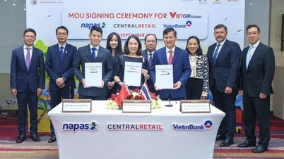NAPAS, VietinBank và Central Retail Corporation Thái Lan ký kết Biên bản ghi nhớ hợp tác